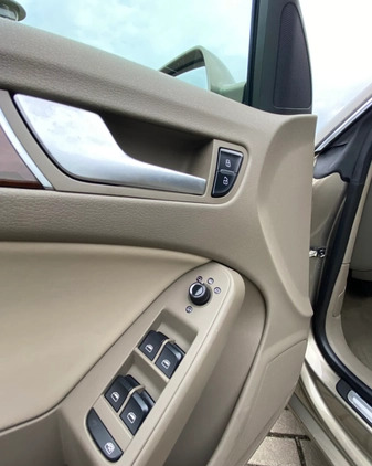 Audi A5 cena 54000 przebieg: 188832, rok produkcji 2011 z Legionowo małe 277